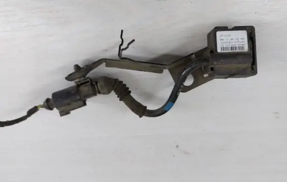 Audi A8 S8 D3 4E Acceleration sensor 4E0907651G