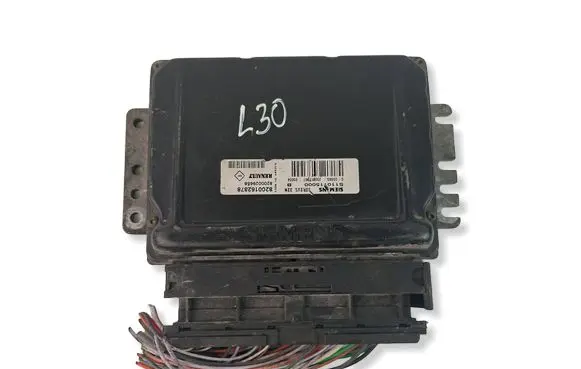 Renault Clio II Engine control unit/module 8200162378 8200029658 S110115000