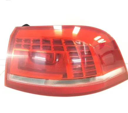 Volkswagen PASSAT B7 Rear/tail lights 2SK01074602