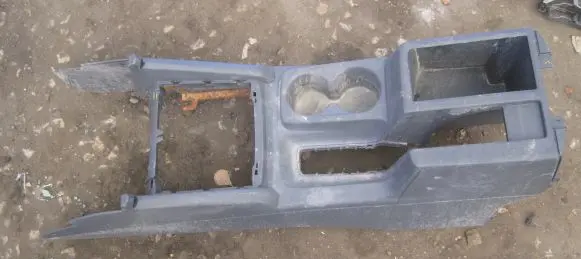 Volkswagen Amarok Center console 2H0863241M