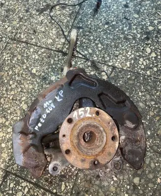 Peugeot 508 Front wheel hub