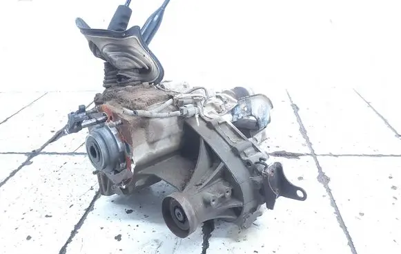 Mitsubishi L200 Gearbox transfer box case 302012
