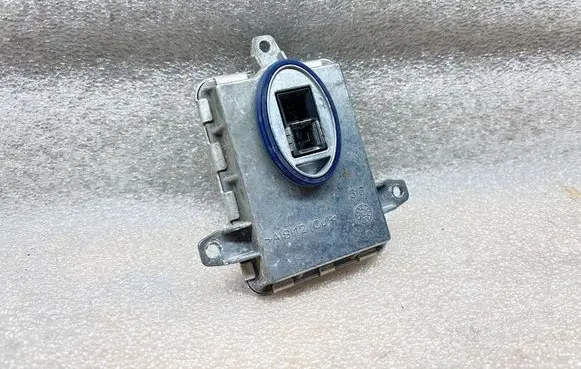 Headlight ballast module Xenon