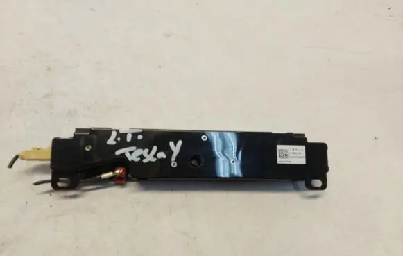 Tesla Model Y Antenna control unit 1585601-00-E-JLK01