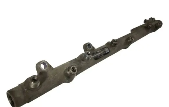 BMW 3 E90 E91 Fuel main line pipe 7795514 0445216015
