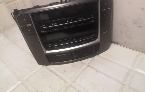 Lexus IS 220D-250-350 Climate control unit 758950 8401053020