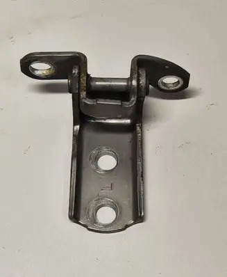 Lexus IS III XE30 Rear door lower hinge A046694