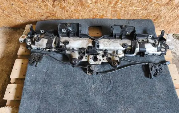 Porsche Macan (95B) Top upper radiator support slam panel 95B805479G