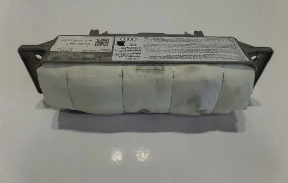 Audi A6 S6 C6 4F Passenger airbag 4F2880204D