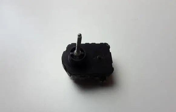 Lexus IS III XE30 Headlight level adjustment motor 8566112020