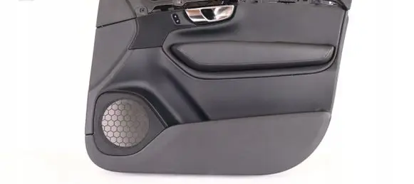 Volvo XC90 Front door card panel trim 31393114