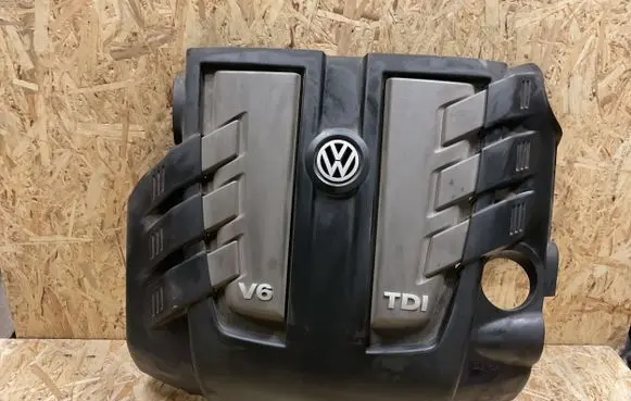 Volkswagen Touareg II Engine cover (trim) 059103925CA PA6GF10M20