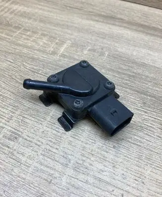 BMW X5 E70 Exhaust gas pressure sensor 7789219