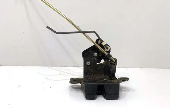 Hyundai Tucson JM Tailgate exterior lock 