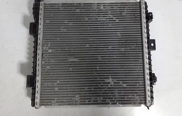 Porsche Taycan 9J1 Coolant radiator 9J1121251A KY781004