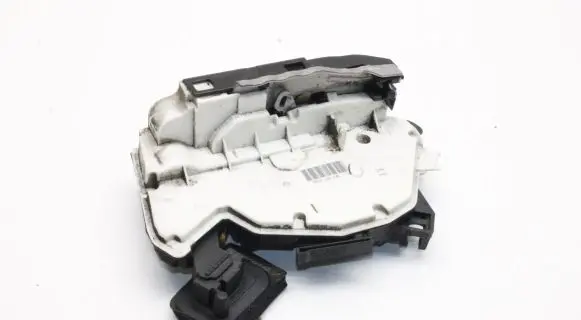 Volkswagen Golf VII Coupe door lock (next to the handle) 5K2837015D