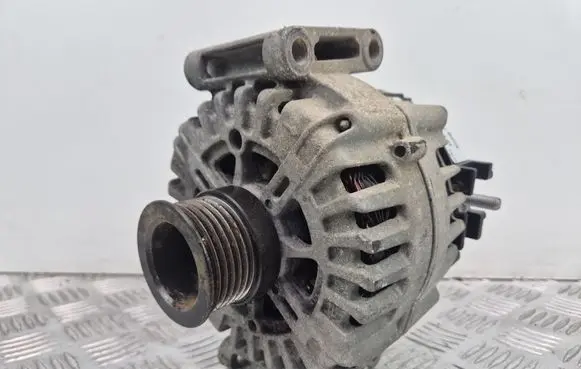 Mercedes-Benz Sprinter W907 W910 Generator/alternator A0009068404