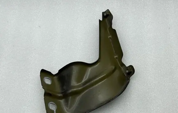 Audi Q2 - Fender mounting bracket 81A821136