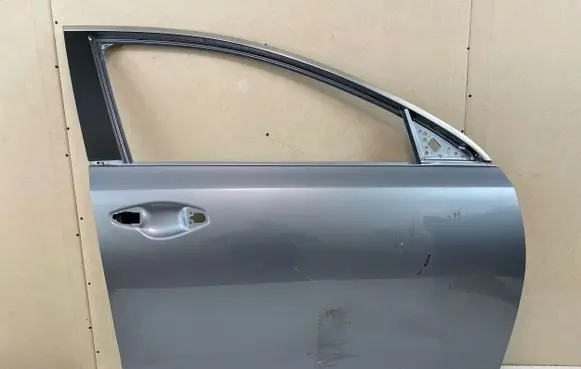 KIA Xceed Front door