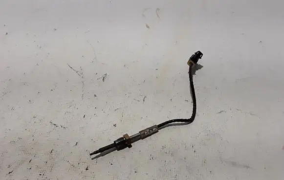 Mercedes-Benz GLA H247 Exhaust gas temperature sensor A0009050112