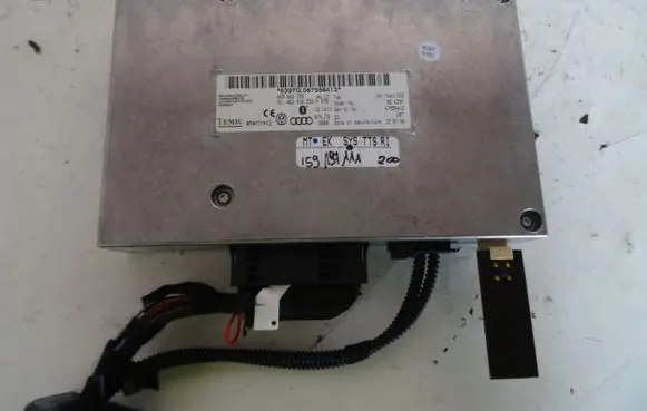 Audi A6 S6 C6 4F Bluetooth control unit module 4E0862335