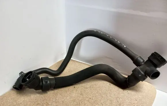 Audi A4 S4 B7 8E 8H Engine coolant pipe/hose 8E0121049AC