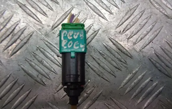 Peugeot 407 Brake pedal sensor switch 9650688480