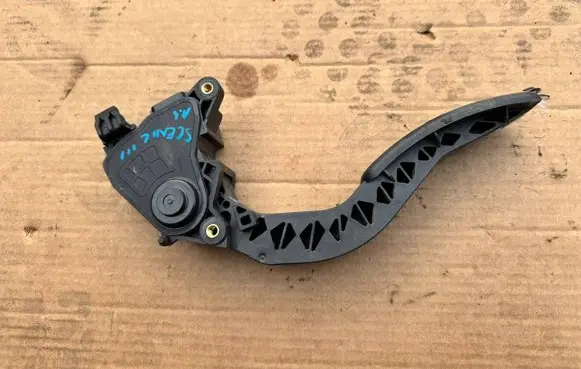 Renault Scenic III - Grand scenic III Accelerator throttle pedal 180020024R