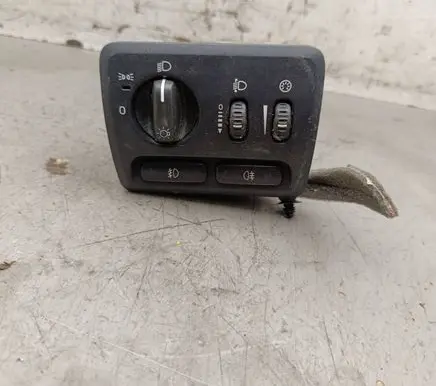 Volvo V70 Light switch 30739314 06W19E04 ML194200151