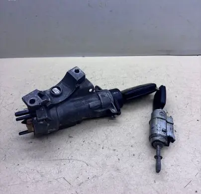 Audi A6 S6 C5 4B Ignition lock 4B0905851C 3001990012