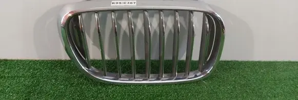 BMW 7 G11 G12 Front bumper upper radiator grill 51137357012