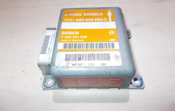 Audi A4 S4 B5 8D Airbag control unit/module 8A0959655C 0285001038