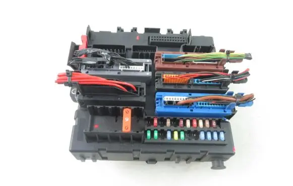 Opel Vectra C Central body control module 13205777