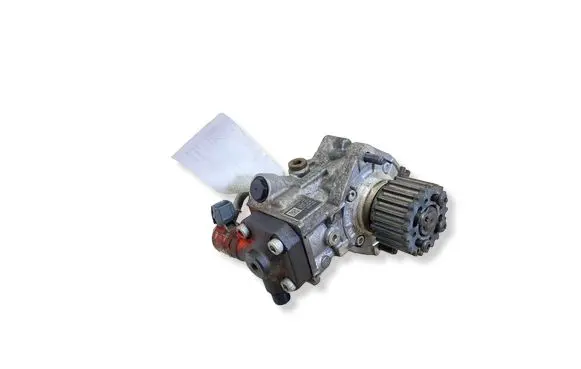 Volvo XC90 Fuel injection high pressure pump 31452143