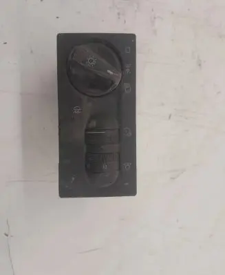 Volkswagen Golf III Light switch 1H6941531N 61NM