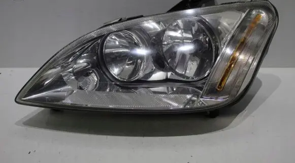 Ford Focus Headlight/headlamp