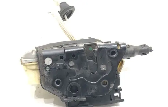 Audi Q7 4L Front door lock 3C1837015A