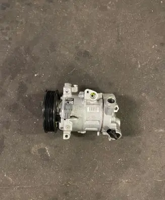 Alfa Romeo Giulia Air conditioning (A/C) compressor (pump) 50532278