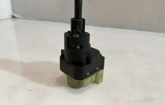 Audi A6 S6 C6 4F Brake pedal sensor switch 1K2945511