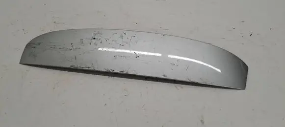 Tailgate/trunk spoiler