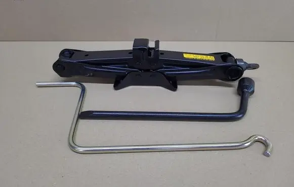 Toyota Prius+ (ZVW40) Lift Jack 