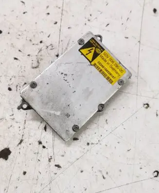Audi A6 S6 C6 4F Xenon control unit/module 5DV00829000 32240104529147