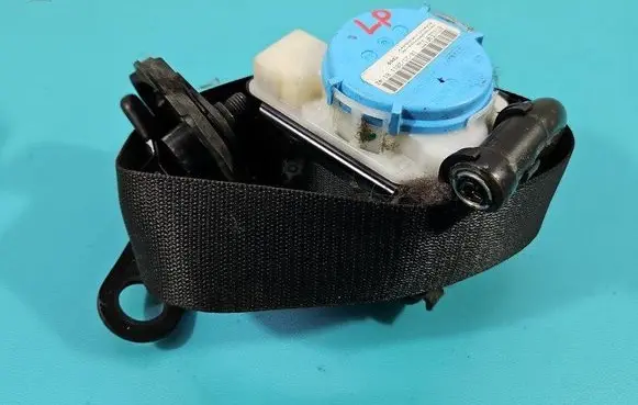 Mercedes-Benz B W246 W242 Front seatbelt 307068099228 IMPRK1434169
