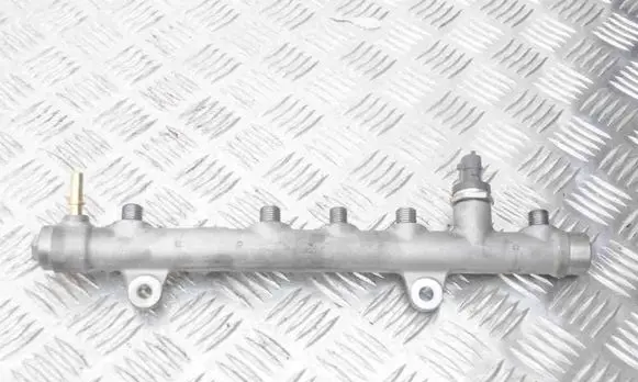 Suzuki Grand Vitara II Fuel main line pipe