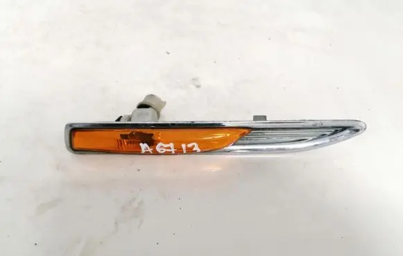 Ford Mondeo MK IV Front fender indicator light 7s7113k354ad 7s71-13k354-ad