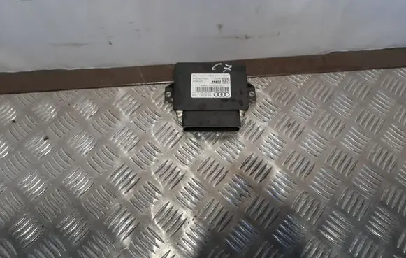 Audi A6 S6 C7 4G Hand brake control module 4H0907801E 4H0907801A