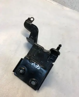 Seat Ateca ABS pump bracket 5q1614235e