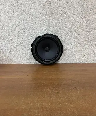 Jaguar XF X250 Subwoofer speaker 6M2T18808AC