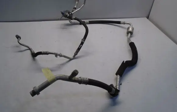 Air conditioning (A/C) pipe/hose