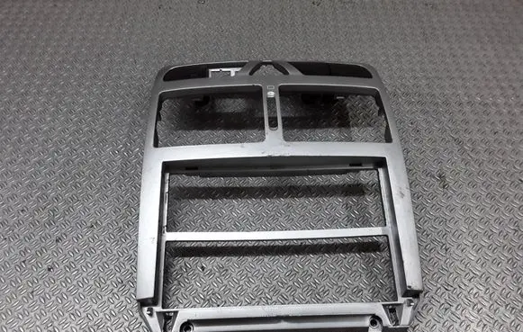 Peugeot 307 Radio/GPS head unit trim M33906